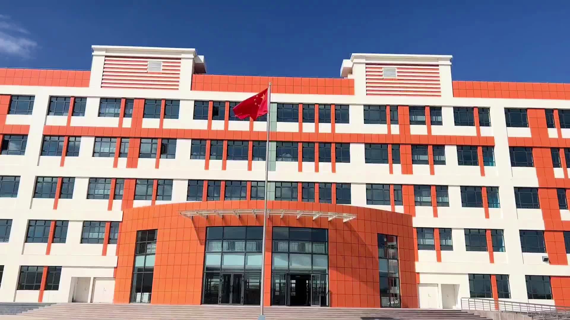 工程案例—新疆乌鲁木齐市第102中学项目 - 东莞市新科教学设备有限公司
